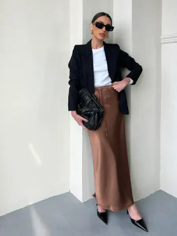 חצאית מורגן חום אדמה