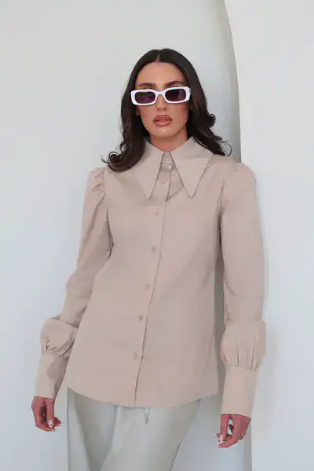 חולצה מכופתרת קרם