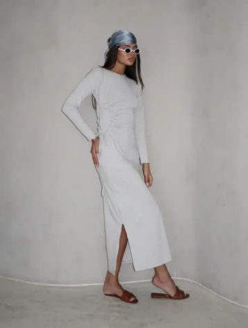 שמלת נלי אפור בהיר