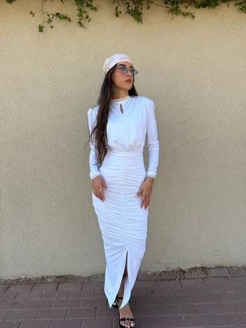 שמלת קטיה לבן