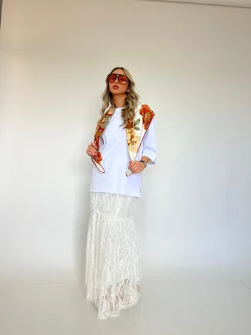 חצאית תחרה לבן