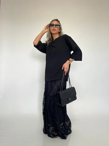 חצאית תחרה שחור